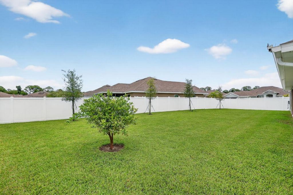 8652 Waterstone Boulevard, Fort Pierce, FL 34951 Photo