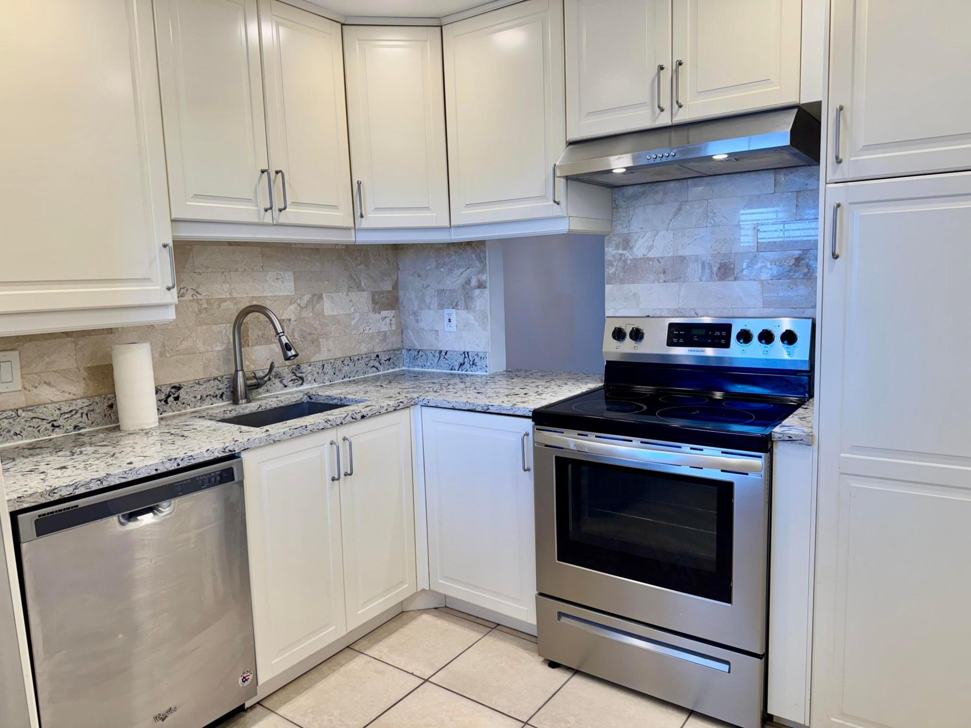 6161 NW 2nd Avenue, Unit Ph-M, Boca Raton, FL 33487 Photo