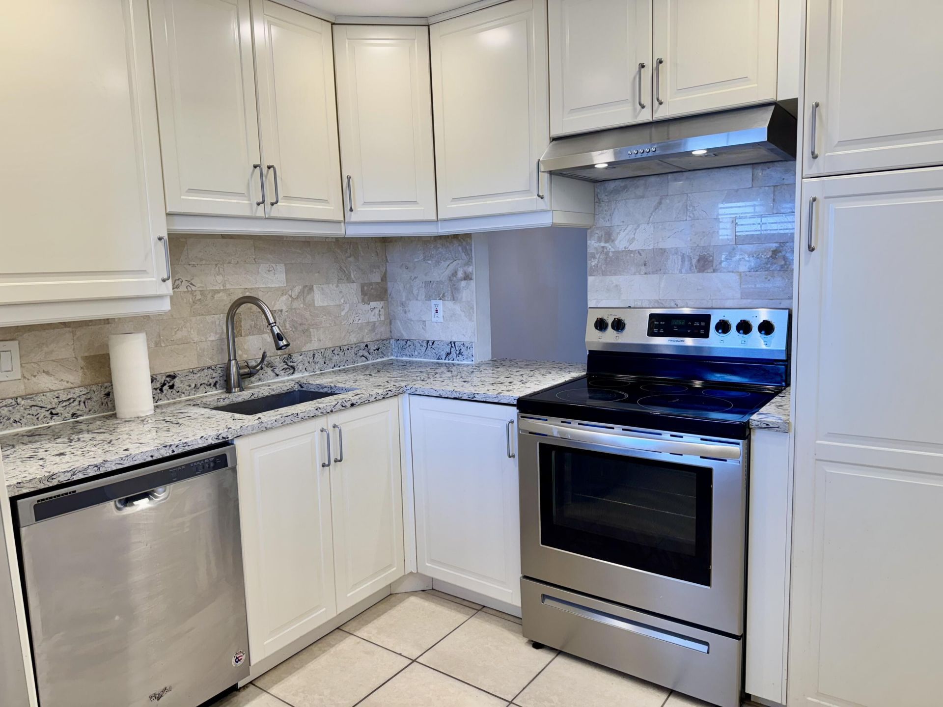 6161 NW 2nd Avenue, Unit Ph-M, Boca Raton, FL 33487 Photo