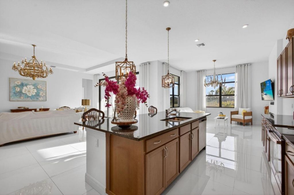 11460 SW Pietra Way, Port Saint Lucie, FL 34987 Photo