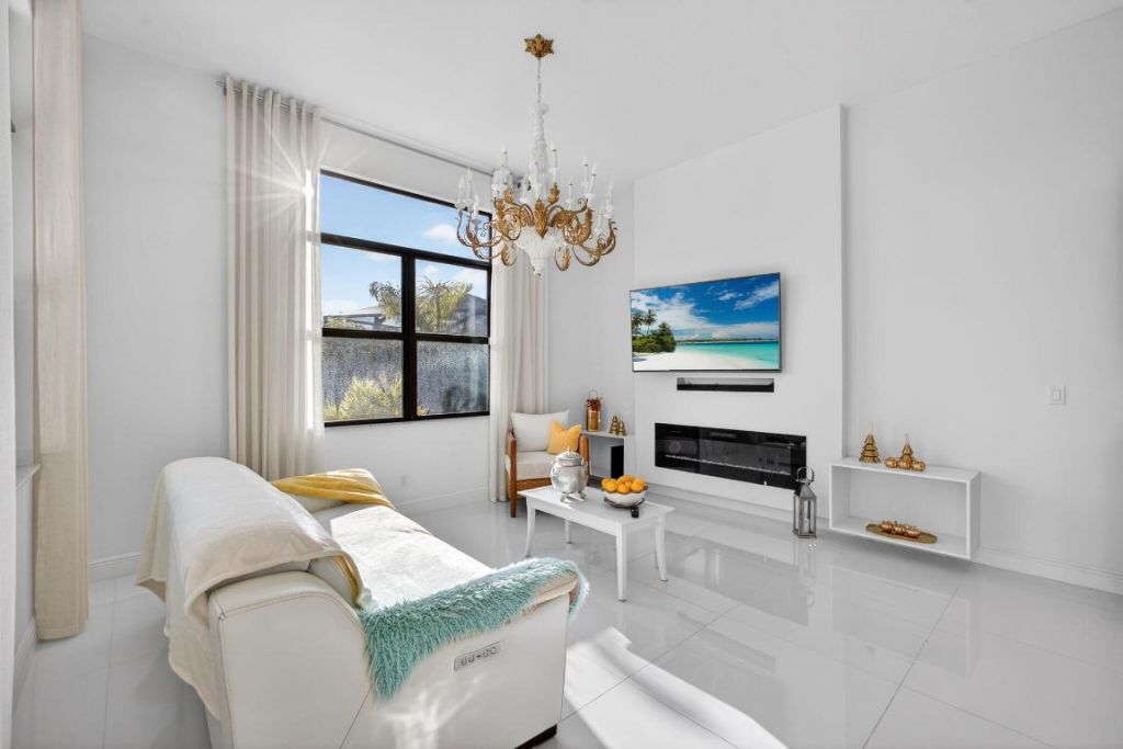 11460 SW Pietra Way, Port Saint Lucie, FL 34987 Photo