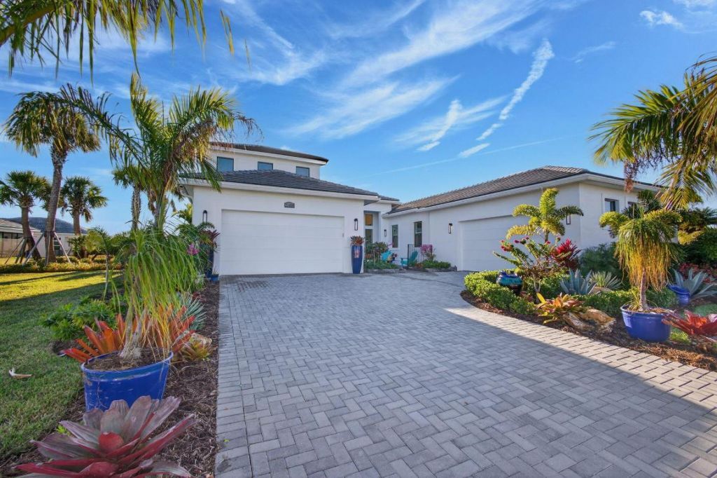 11460 SW Pietra Way, Port Saint Lucie, FL 34987 Photo