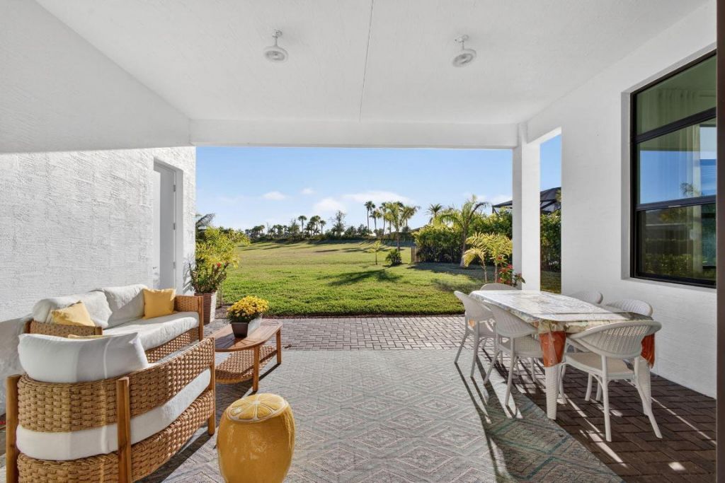 11460 SW Pietra Way, Port Saint Lucie, FL 34987 Photo