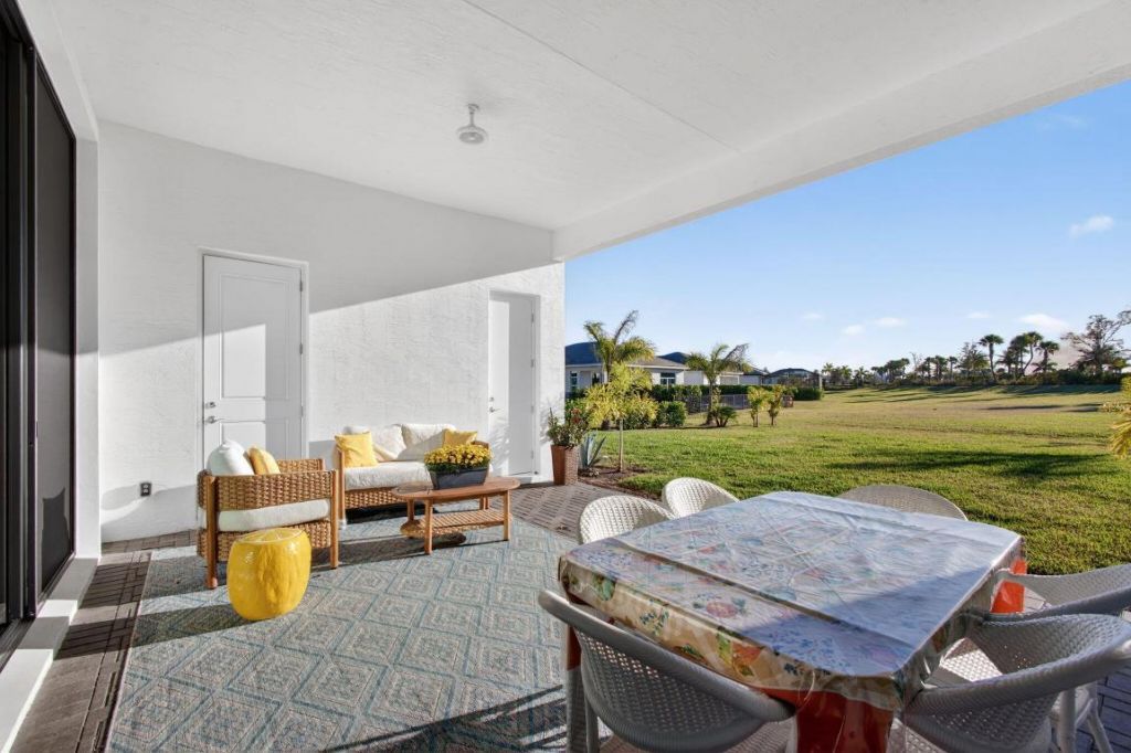 11460 SW Pietra Way, Port Saint Lucie, FL 34987 Photo