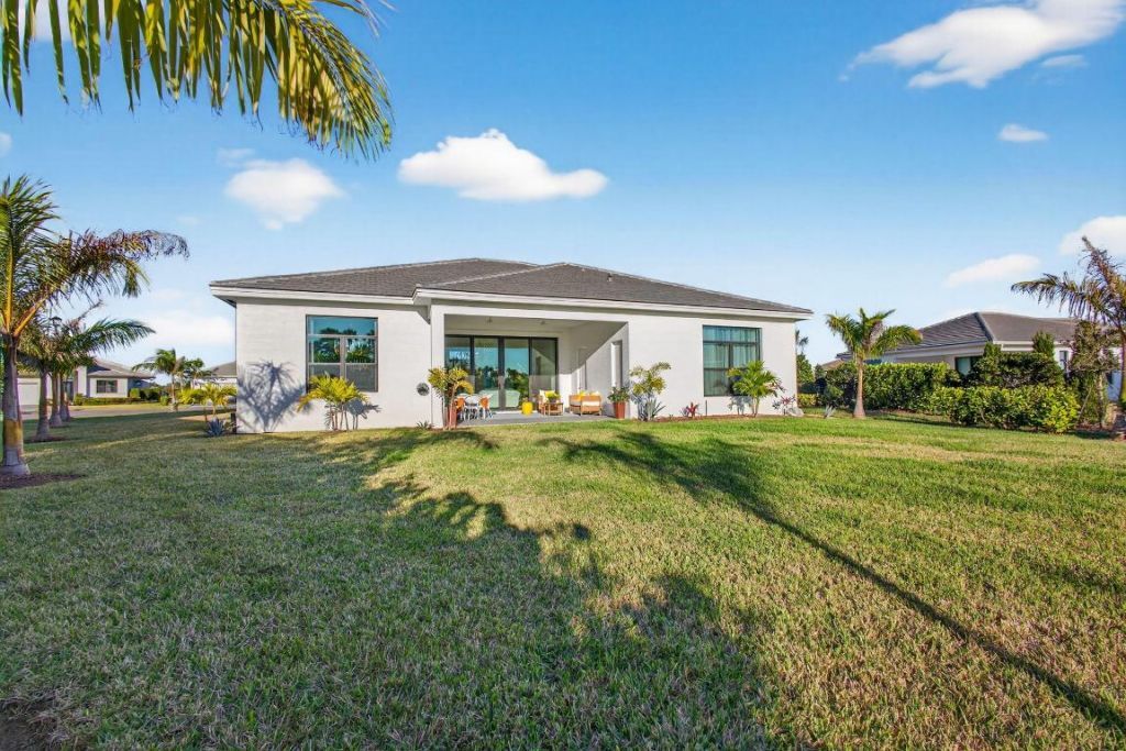 11460 SW Pietra Way, Port Saint Lucie, FL 34987 Photo