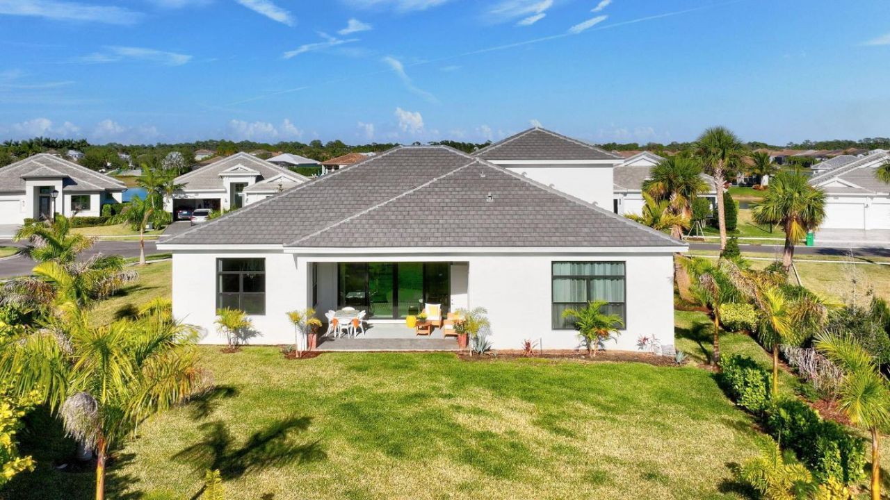 11460 SW Pietra Way, Port Saint Lucie, FL 34987 Photo