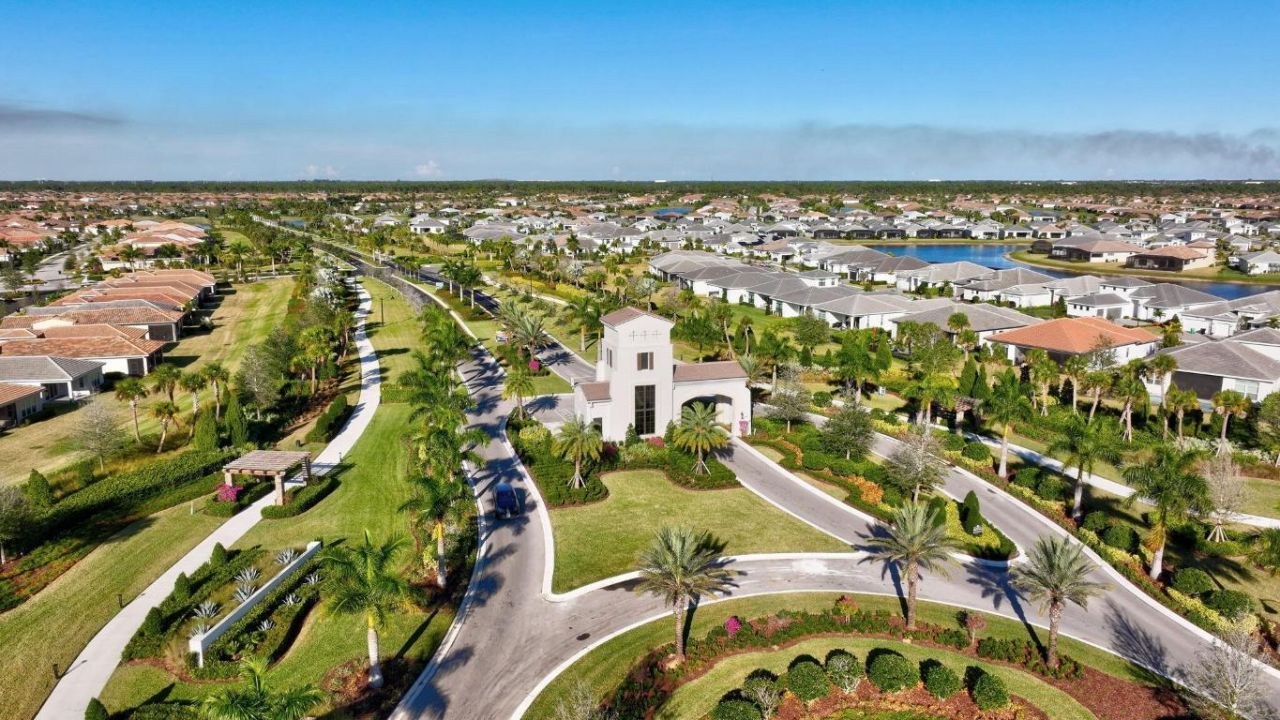 11460 SW Pietra Way, Port Saint Lucie, FL 34987 Photo