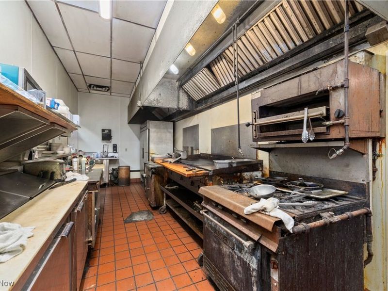 616 Leona Street, Elyria, OH 44035 Photo 15