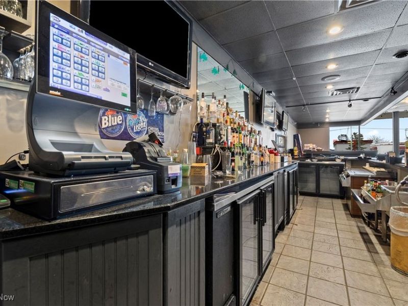 616 Leona Street, Elyria, OH 44035 Photo 24