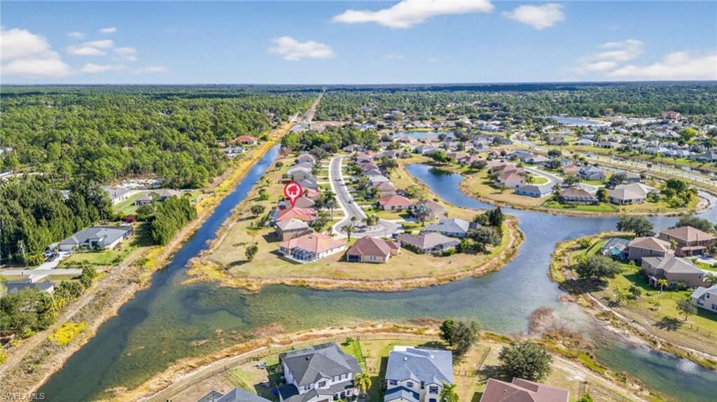 18221 Pine Nut Ct, Lehigh Acres, FL 33972 Photo