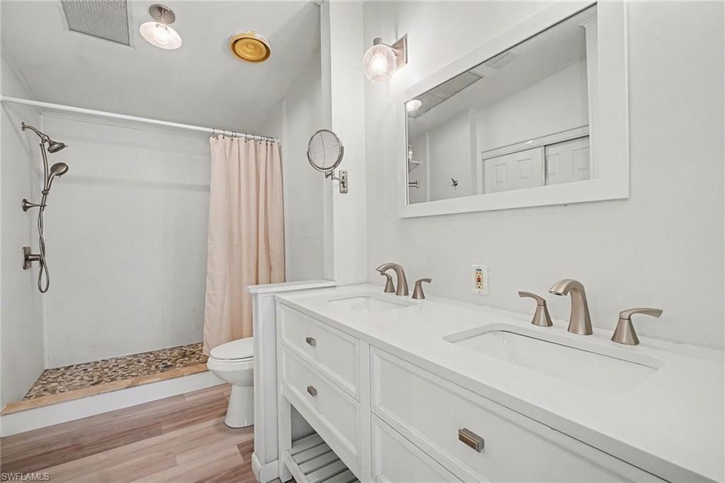 5228 Stringfellow Rd, Saint James City, FL 33956 Photo