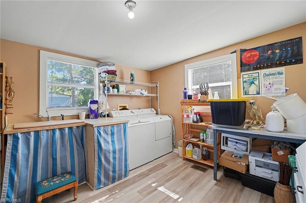 5228 Stringfellow Rd, Saint James City, FL 33956 Photo