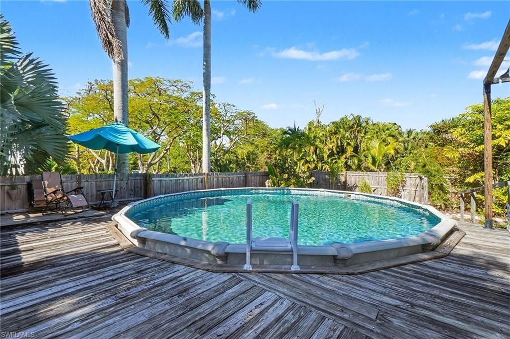 5228 Stringfellow Rd, Saint James City, FL 33956 Photo