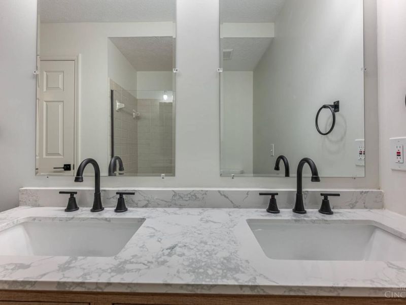 11784 Gable Glen Lane, Symmes Township, OH 45249 Photo 15