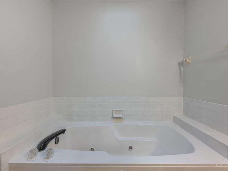 11784 Gable Glen Lane, Symmes Township, OH 45249 Photo 18