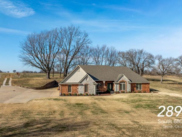 28901 S 680 Road, Grove, OK 74344