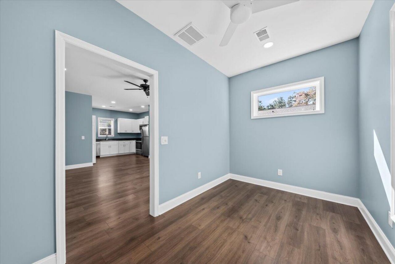 3934 Dorsey Avenue Photo 12