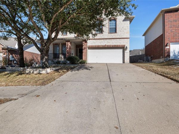 3807 Links LN, Round Rock, TX 78664
