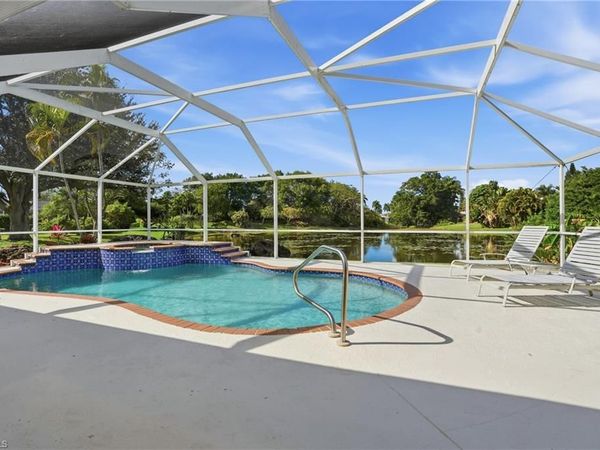 4480 Beechwood Lake DR, NAPLES, FL 34112
