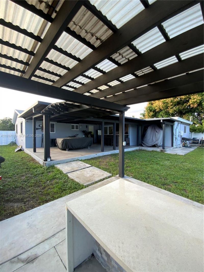 21221 NW 29th Ave, Miami Gardens, FL 33056 Photo