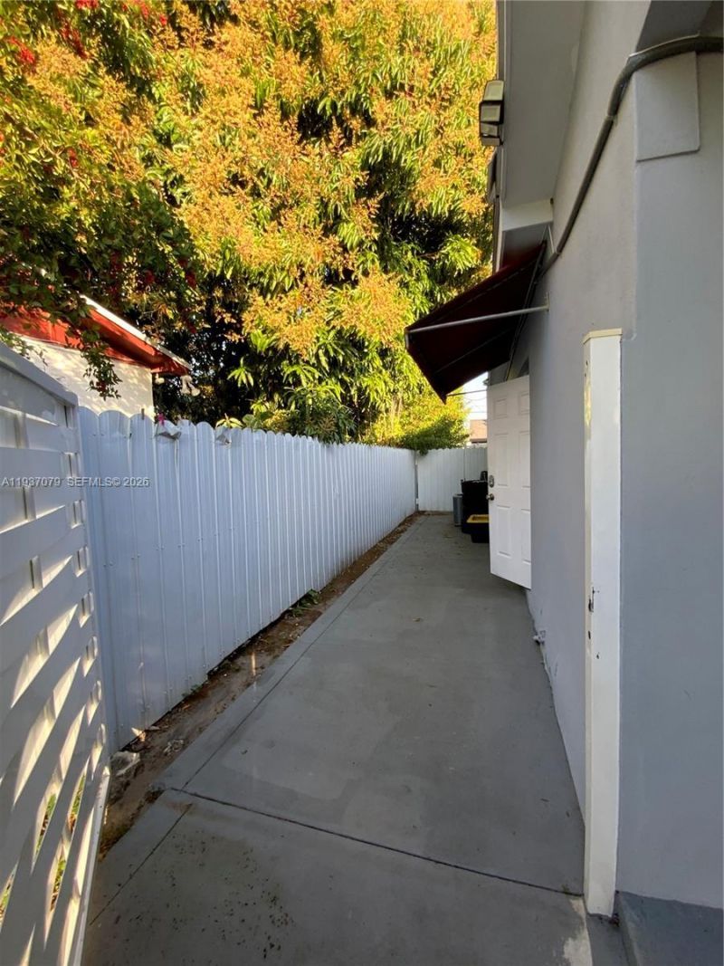 21221 NW 29th Ave, Miami Gardens, FL 33056 Photo