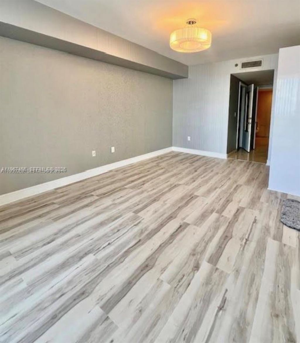 1850 S Ocean Dr, Unit 4109, Hallandale Beach, FL 33009 Photo