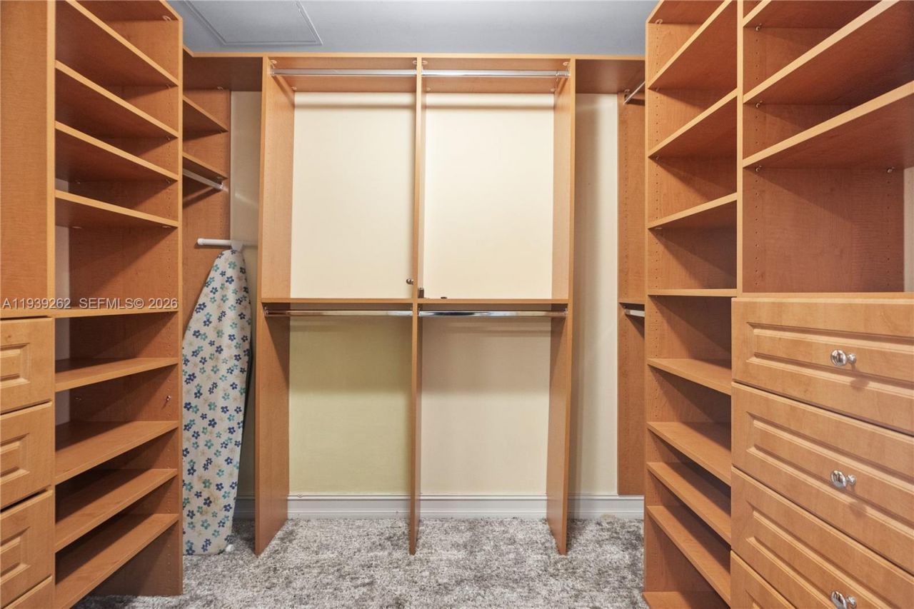 1850 S Ocean Dr, Unit 4109, Hallandale Beach, FL 33009 Photo