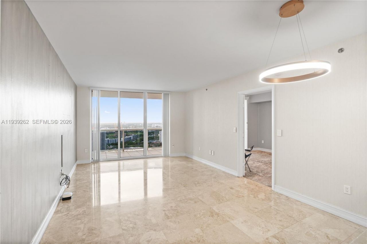 1850 S Ocean Dr, Unit 4109, Hallandale Beach, FL 33009 Photo