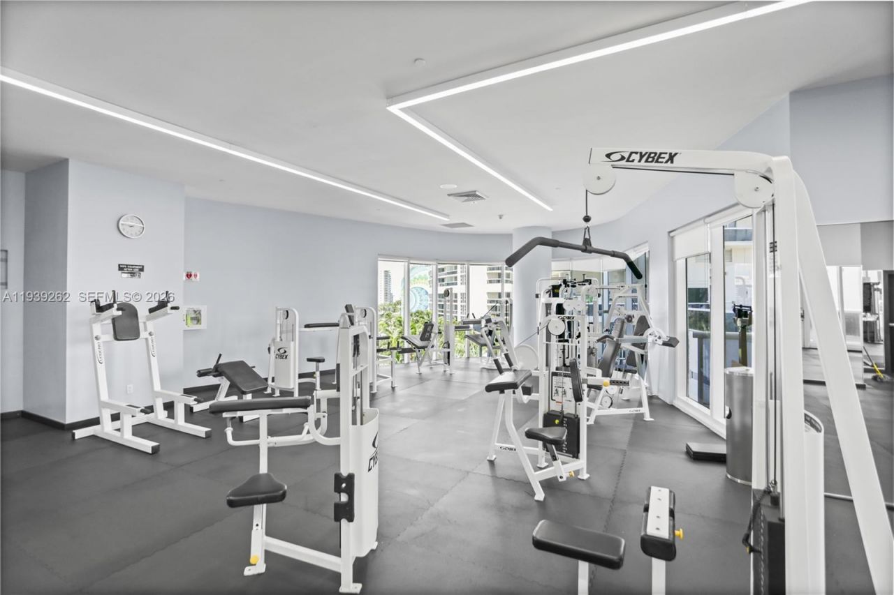 1850 S Ocean Dr, Unit 4109, Hallandale Beach, FL 33009 Photo