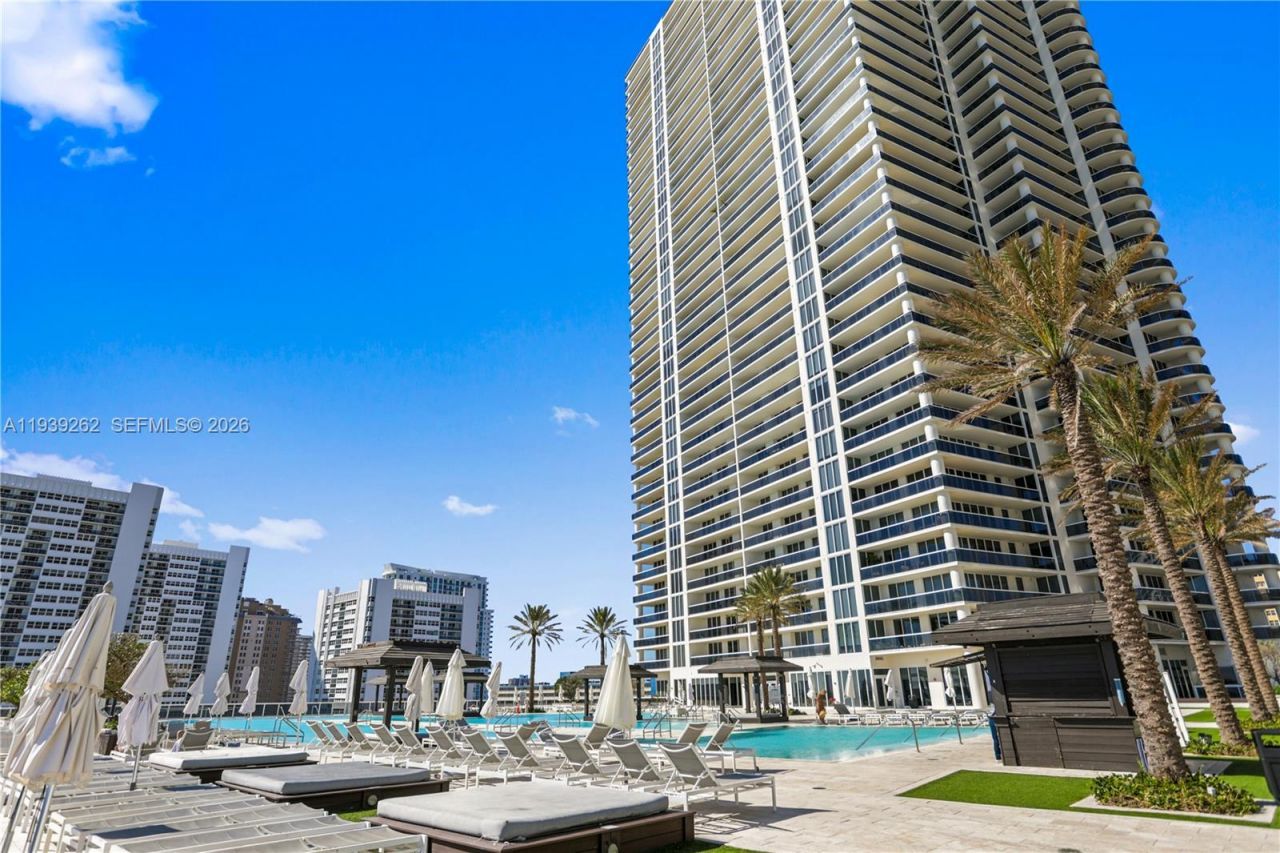 1850 S Ocean Dr, Unit 4109, Hallandale Beach, FL 33009 Photo