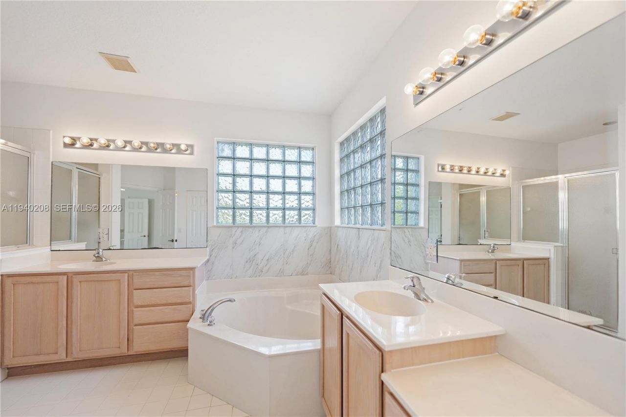 4135 Woodhill Pl, Boynton Beach, FL 33436 Photo