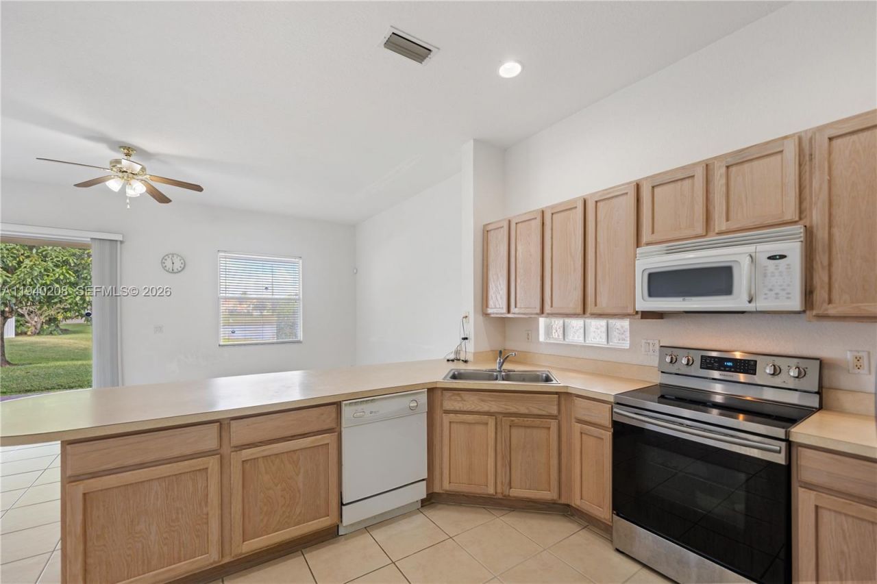 4135 Woodhill Pl, Boynton Beach, FL 33436 Photo