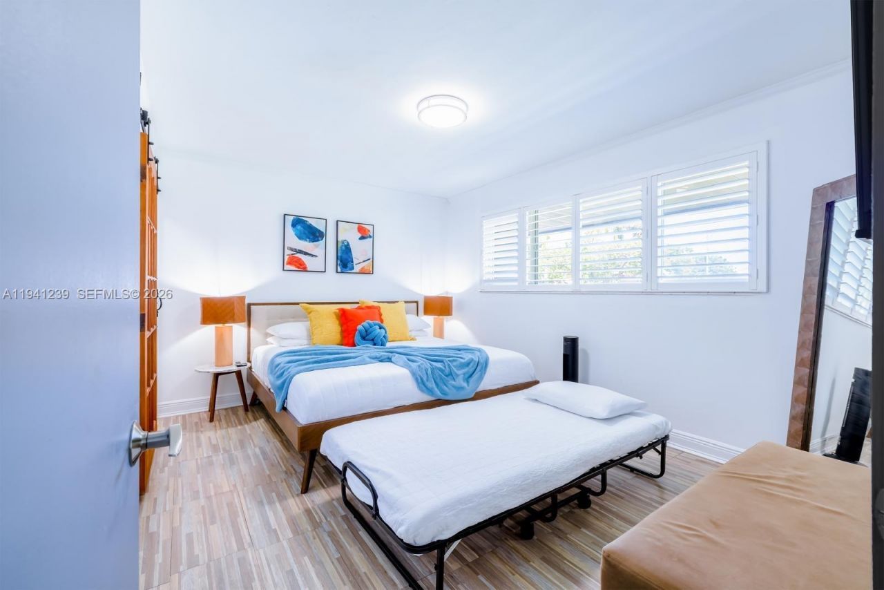 312 N Luna Ct, Hollywood, FL 33021 Photo