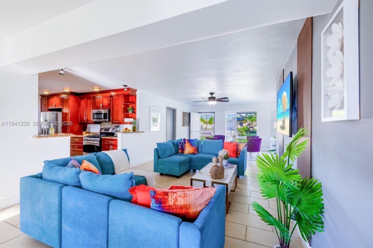 312 N Luna Ct, Hollywood, FL 33021 Photo