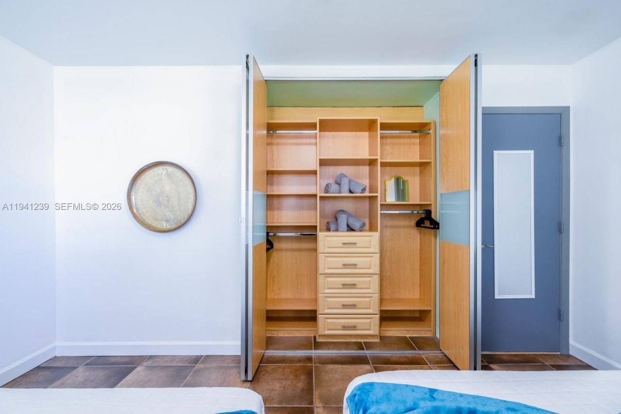 312 N Luna Ct, Hollywood, FL 33021 Photo