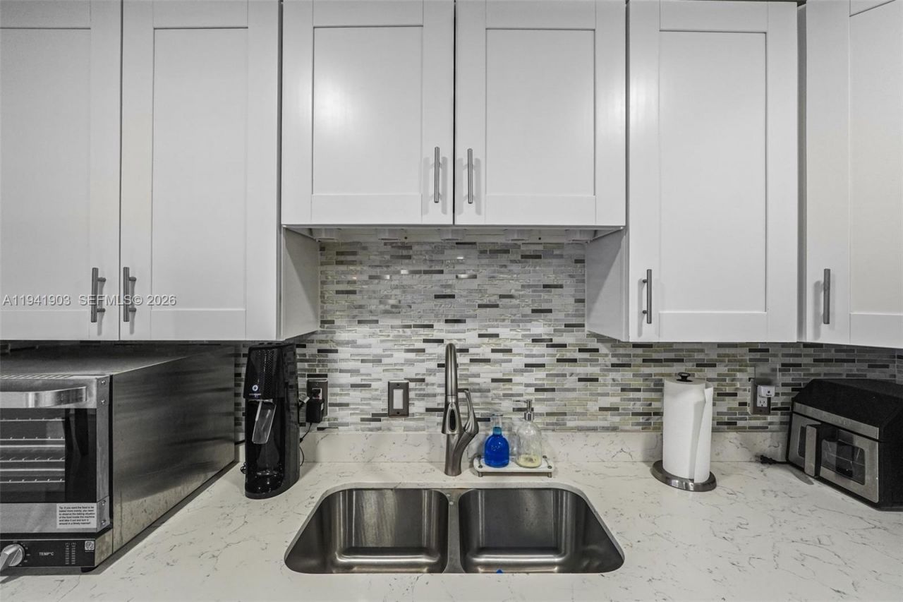 3701 NW 114th Ave, Coral Springs, FL 33065 Photo