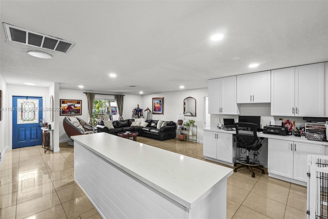 3701 NW 114th Ave, Coral Springs, FL 33065 Photo