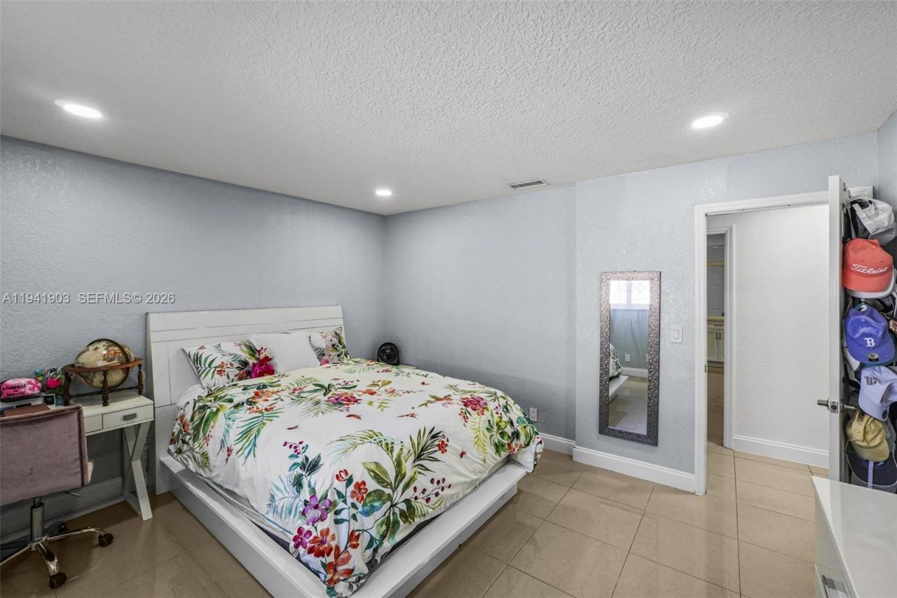 3701 NW 114th Ave, Coral Springs, FL 33065 Photo