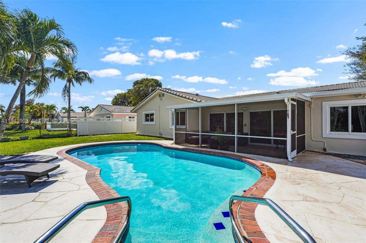 3701 NW 114th Ave, Coral Springs, FL 33065 Photo