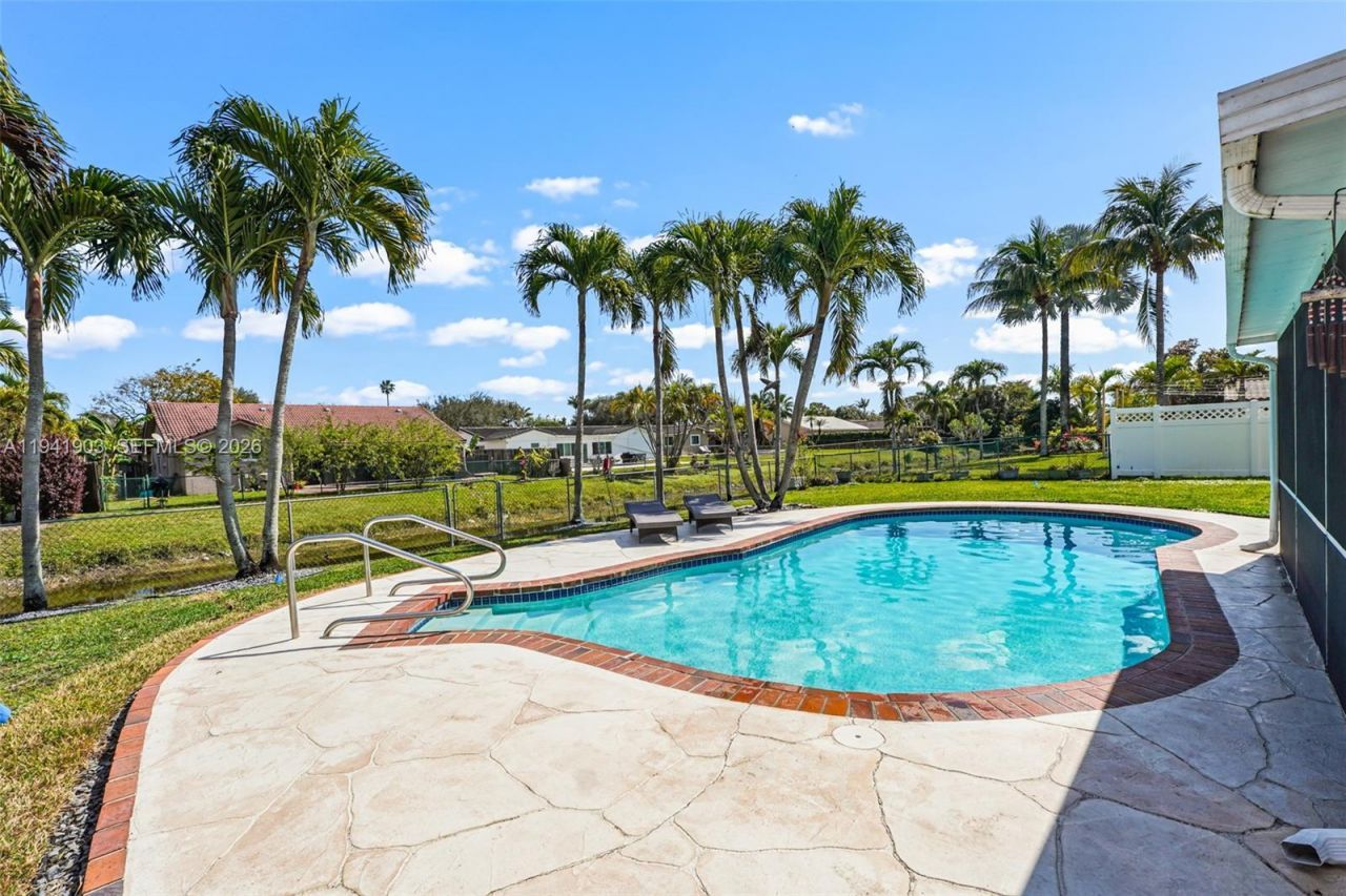 3701 NW 114th Ave, Coral Springs, FL 33065 Photo