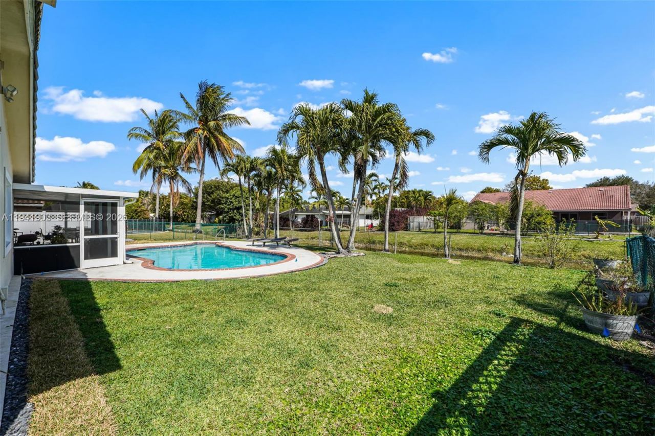 3701 NW 114th Ave, Coral Springs, FL 33065 Photo