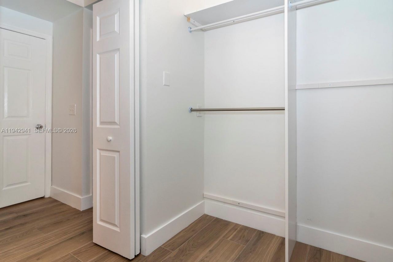 3215 NE 184th St , Unit 14301, Aventura, FL 33160 Photo