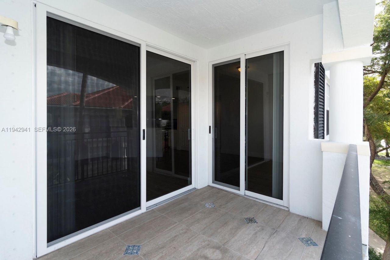 3215 NE 184th St , Unit 14301, Aventura, FL 33160 Photo