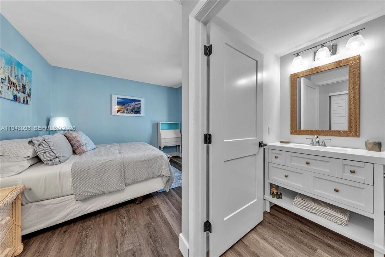 90 SW 3rd St, Unit 2604, Miami, FL 33130 Photo