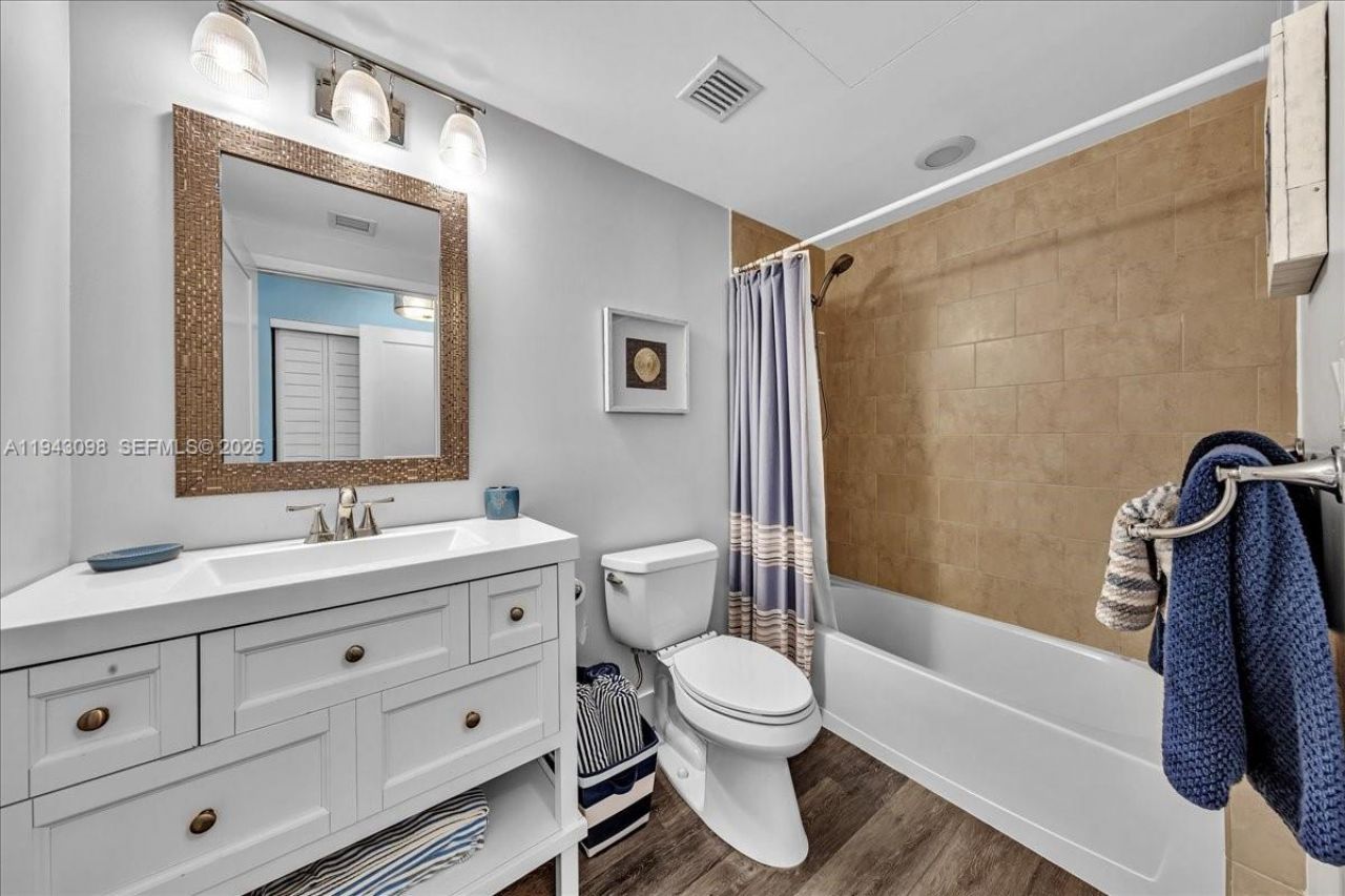 90 SW 3rd St, Unit 2604, Miami, FL 33130 Photo