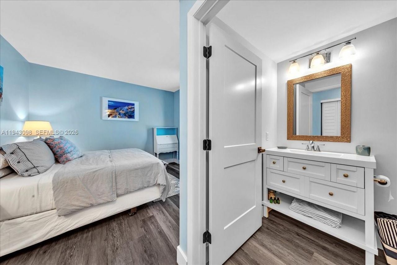 90 SW 3rd St, Unit 2604, Miami, FL 33130 Photo