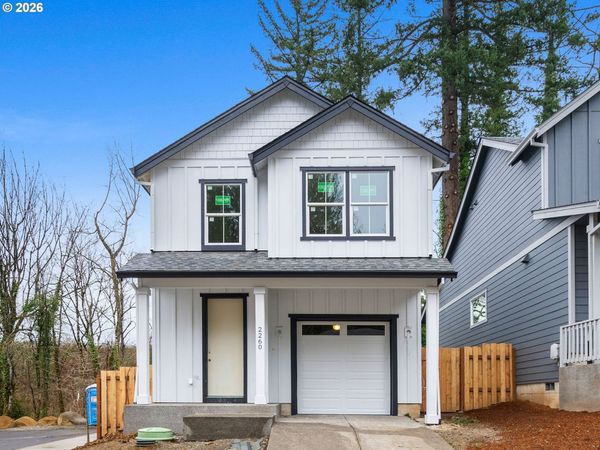2260 NE 207th PL, Fairview, OR 97024