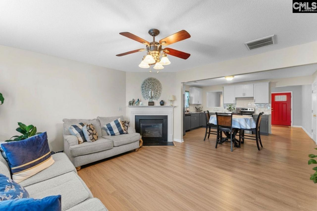 517 Silver Spoon Lane Photo 10