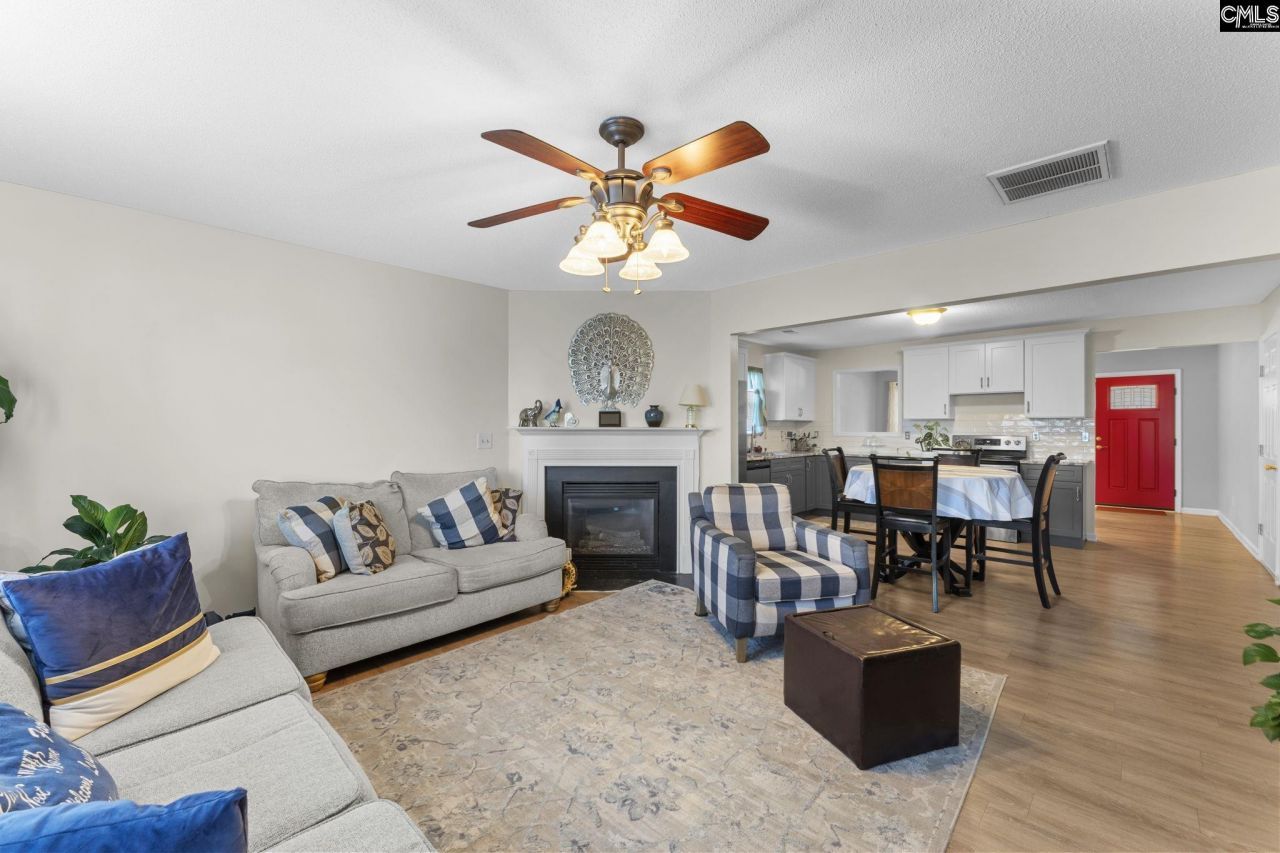 517 Silver Spoon Lane Photo 10