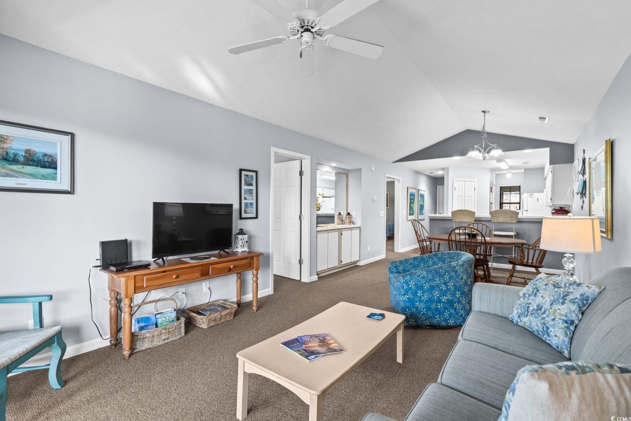 270 Pinehurst Dr. Photo 8